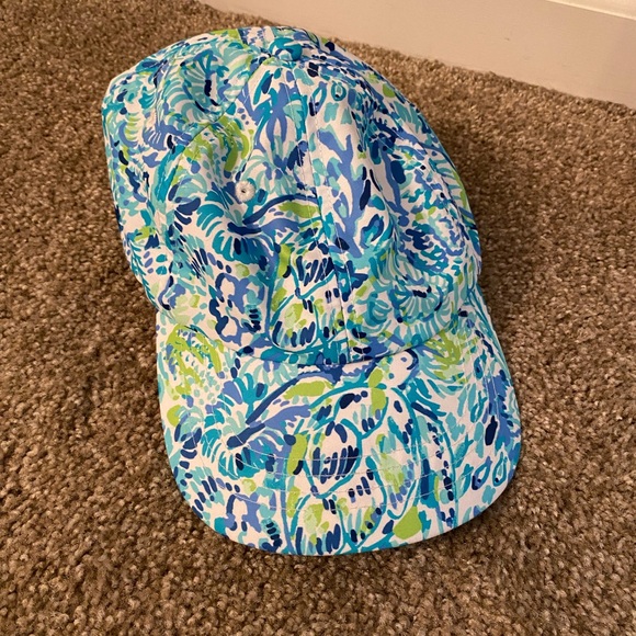 Lilly Pulitzer Accessories - Lilly Pulitzer run around hat